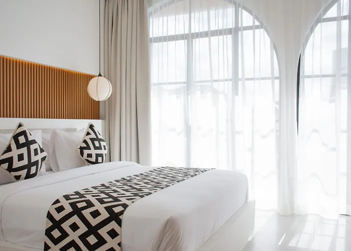 Brand New Designer 1br Canggu (Bali)
