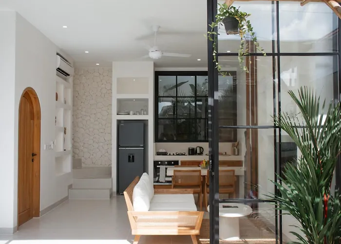Brand New Designer 1br *